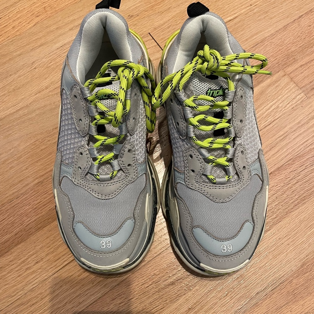 Balenciaga triple S sneaker